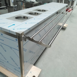 s/s buffet clearing table
